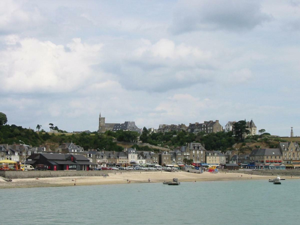 Jacques Melchior Meuble De Tourisme 3 Etoiles Intra Muros Saint-Malo Exteriér fotografie